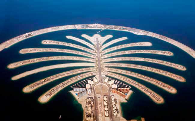 Dubai Airport is located 5 km away from Dubai city centre.